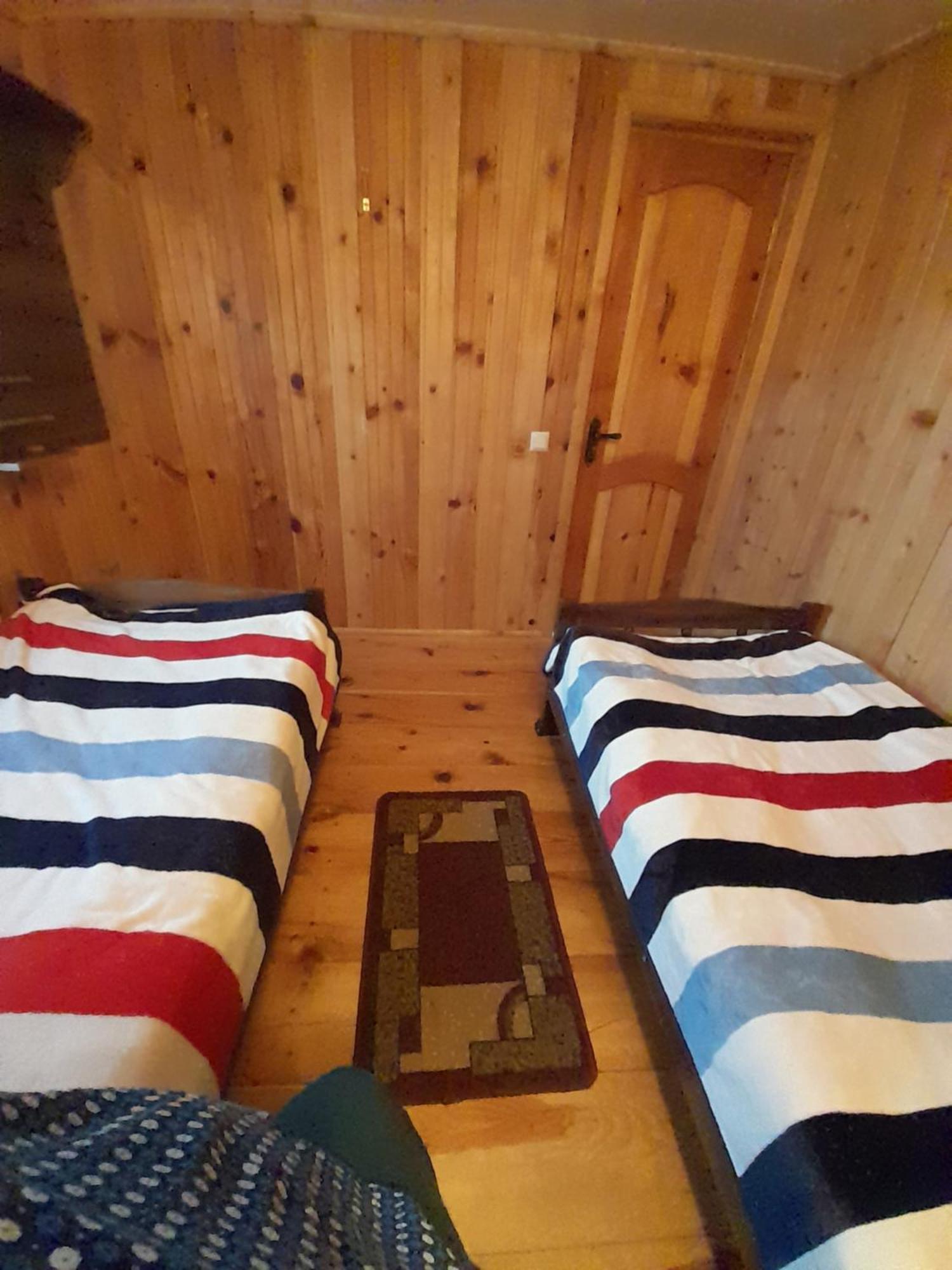 Adishi Guest House Zhora Kaldani ภายนอก รูปภาพ