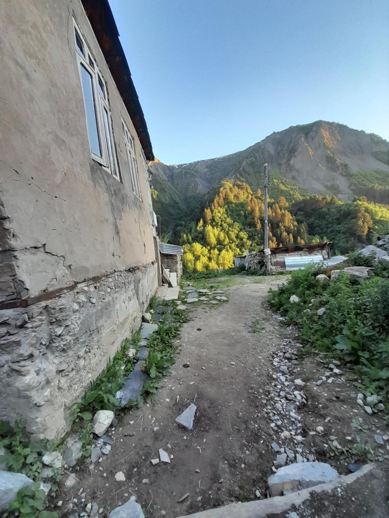 Adishi Guest House Zhora Kaldani ภายนอก รูปภาพ